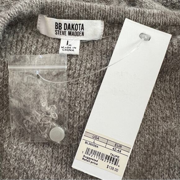 NWT Steve Madden Sweater Set in Taupe Size Large - Picture 9 of 9